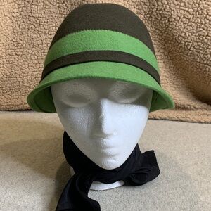 Amati accessori., Green and Black Laine wool Cloche Hat